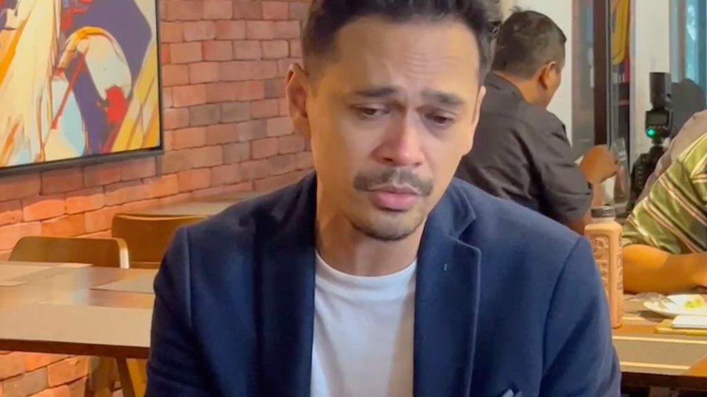 Lah Ahmad Sedih Di Atas Pemergian Nenek Pada Usia 102 Tahun.