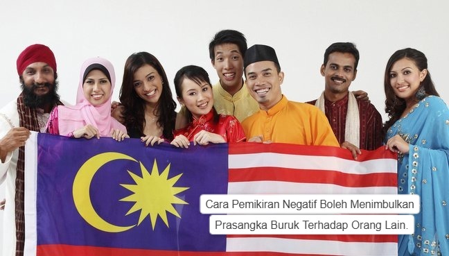 Cara Pemikiran Negatif Boleh Menimbulkan Prasangka Buruk Terhadap Orang Lain.