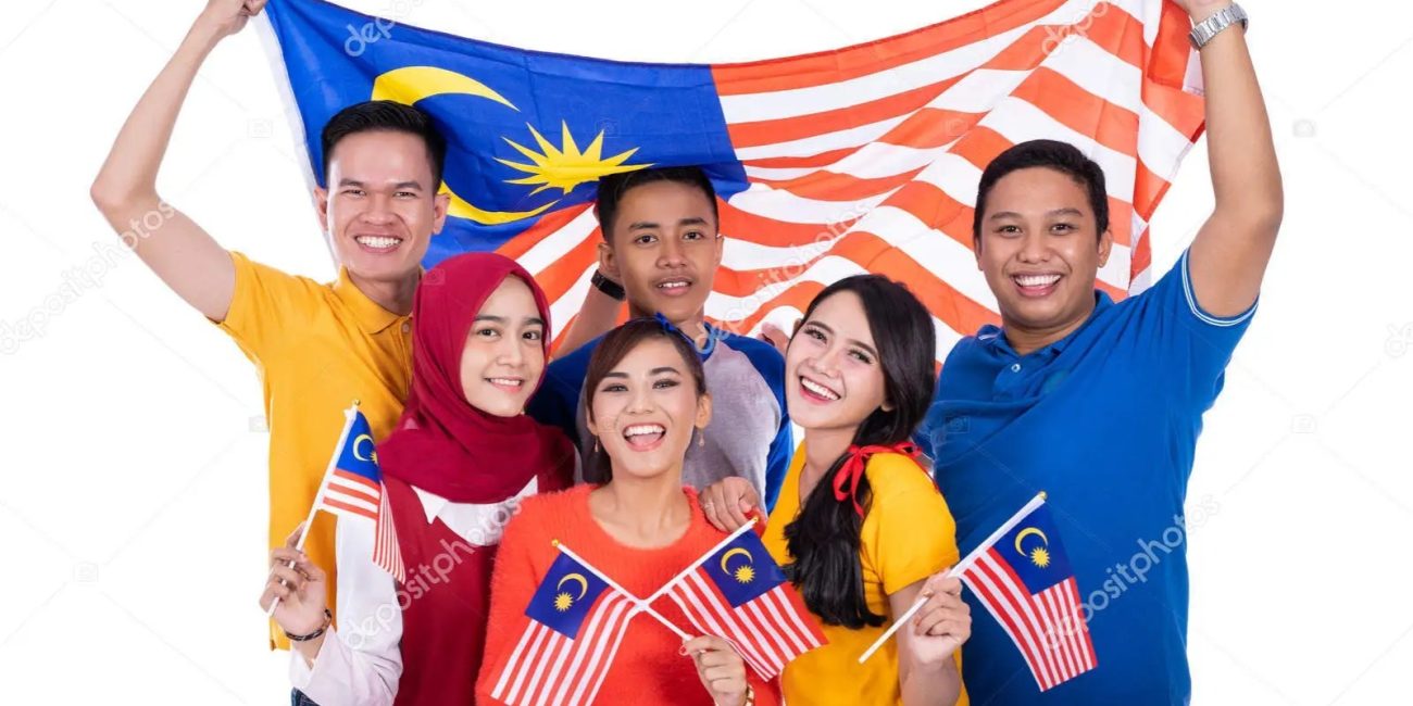 Orang Melayu Bukan Malas. Tetapi Mengikut Budaya Dan Agama Agar Dapat Mengawal Diri.