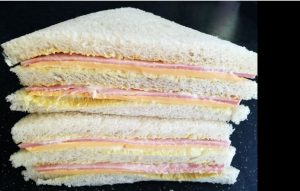 Isu Sandwic Ham & Cheese Dihentikan. Tetapi Jika Ada Yang Mengapikan Orang Islam Tak Mungkin Akan Diam.